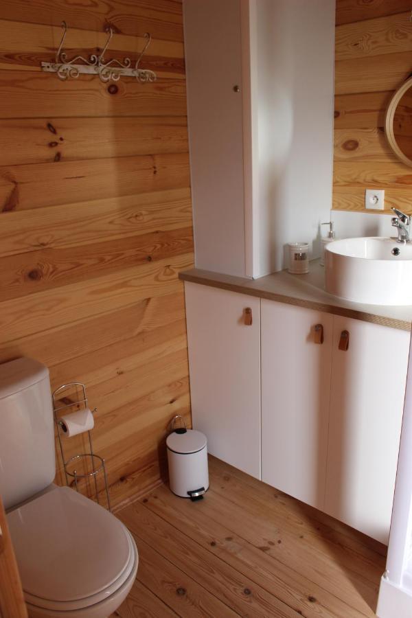 Chalet Esprit Zen Et Nature Avec Spa 圣伊莱尔·德列 外观 照片